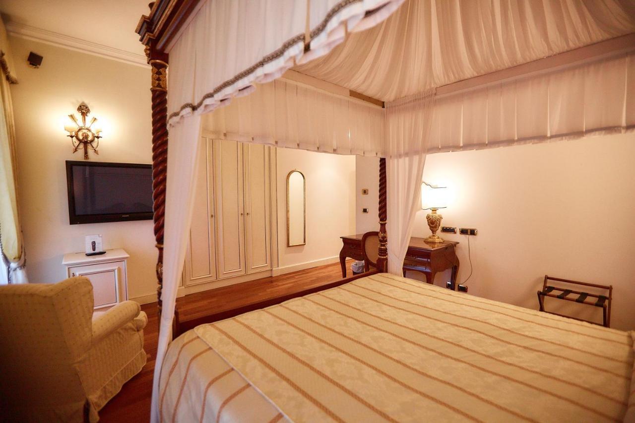 Hotel Villa Il Patriarca Chiusi Exteriör bild