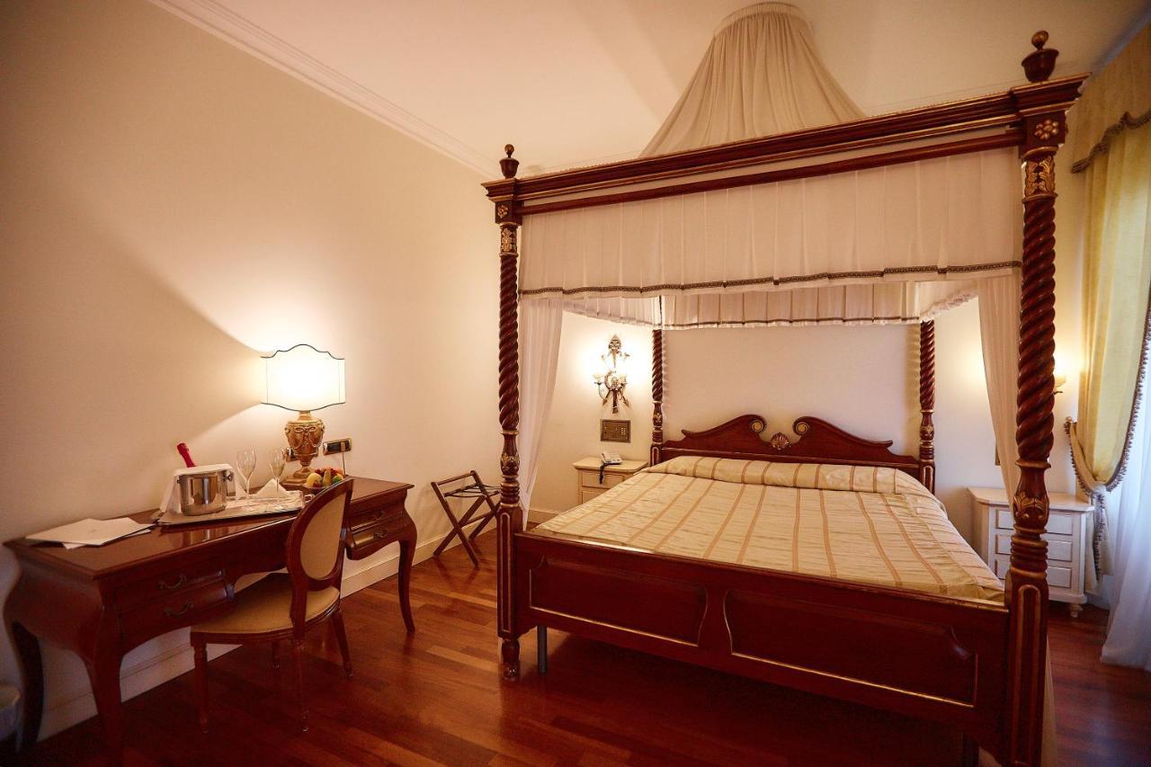 Hotel Villa Il Patriarca Chiusi Exteriör bild